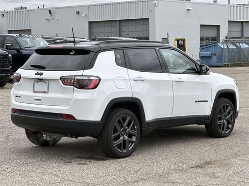 New 2026 Jeep Compass Limited image 3