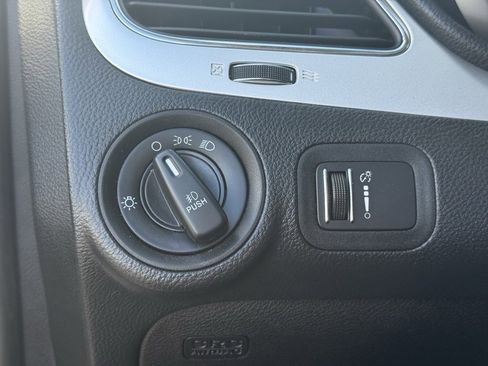 Used 2015 Dodge Journey SXT w/ Flexible Seating Group image 17