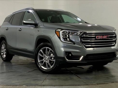 Used 2023 GMC Terrain SLT AWD/4WD image 33