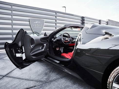 Used 2024 Ferrari SF90 Spider AWD/4WD image 37