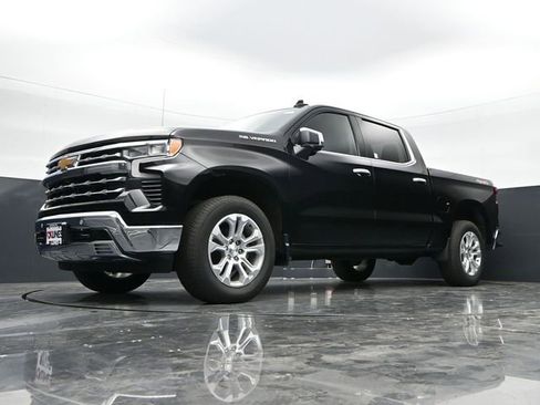 Used 2024 Chevrolet Silverado 1500 LTZ AWD/4WD image 37
