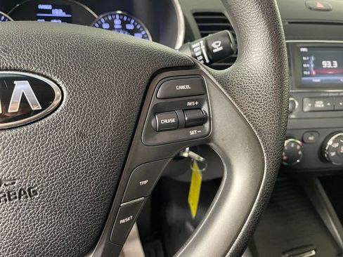 Used 2016 Kia Forte LX w/ LX Popular Plus Package FWD image 9