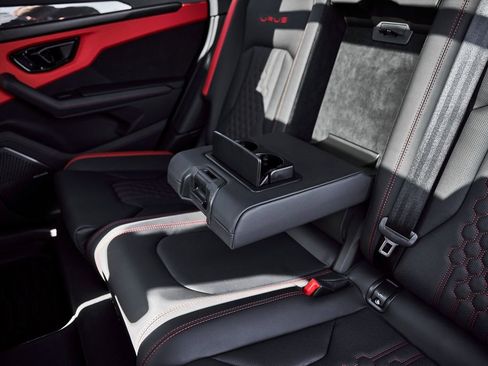 Used 2024 Lamborghini Urus S AWD/4WD image 52