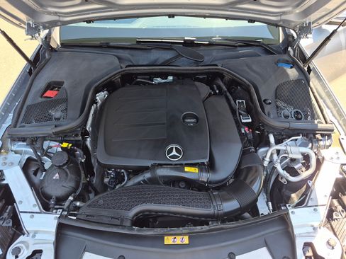 Used 2023 Mercedes-Benz E 350 4MATIC Sedan image 32