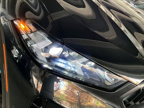 Used 2024 BMW X6 xDrive40i w/ Premium Package image 27