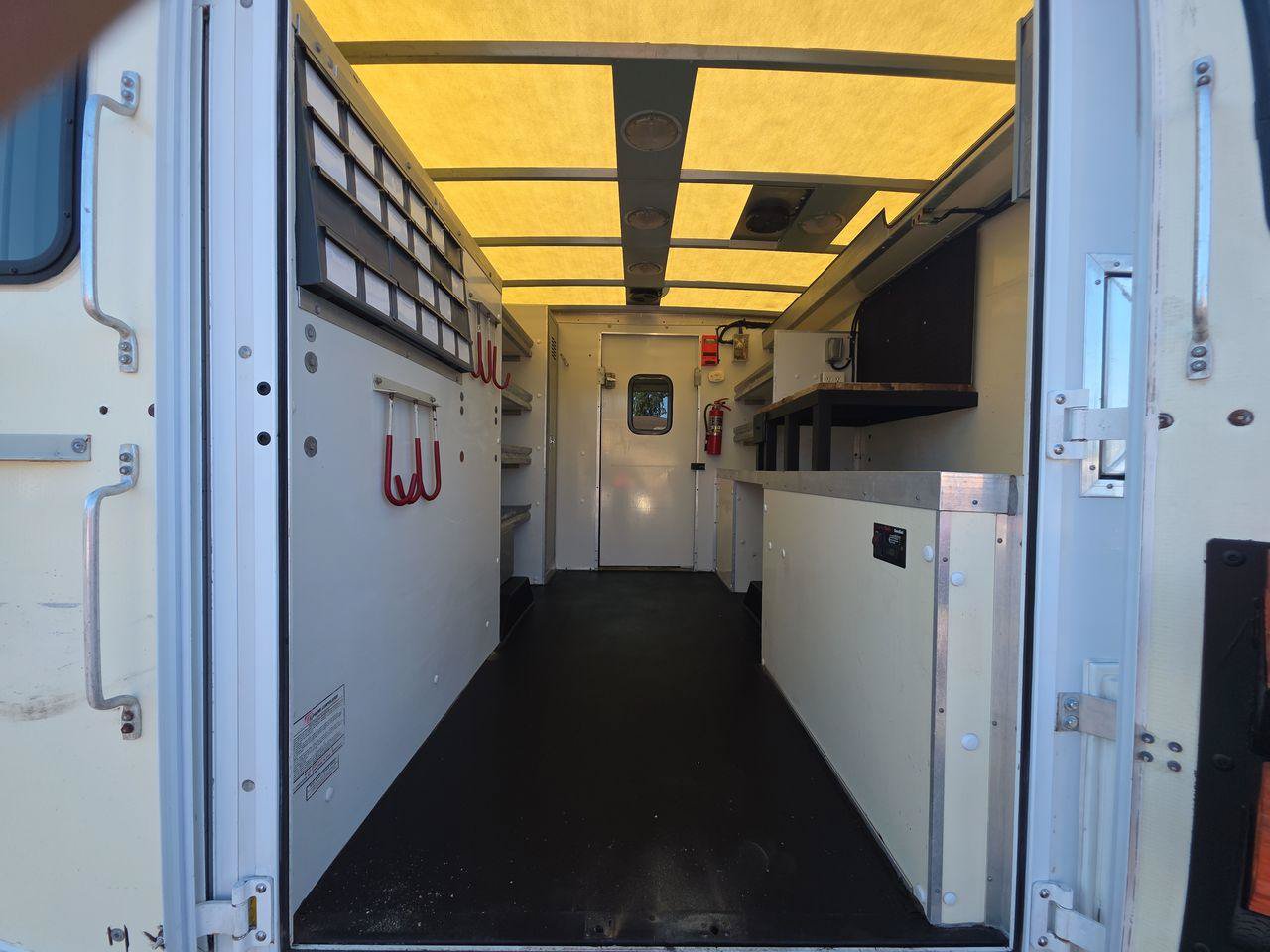 Used 2012 Chevrolet Express 3500 RWD image 15