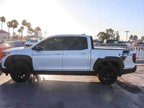 Used 2022 Honda Ridgeline Black Edition image 14