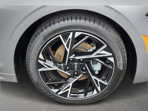 Used 2025 Kia K5 GT-Line w/ GT-Line Premium Package AWD/4WD image 8
