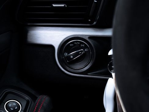 Used 2015 Porsche 911 GT3 w/ Sound Package Plus image 43