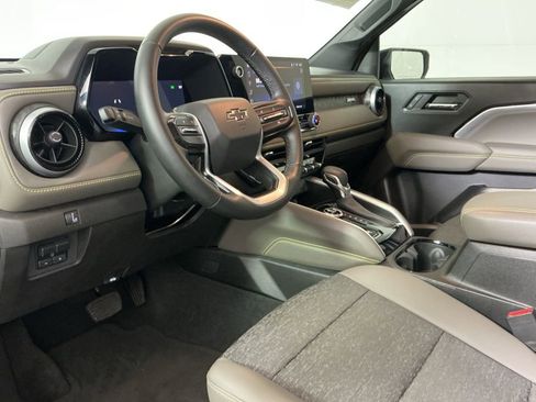 Used 2024 Chevrolet Colorado ZR2 AWD/4WD image 21