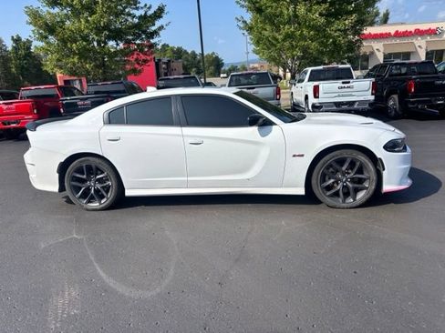 Used 2023 Dodge Charger R/T w/ Plus Group RWD image 6