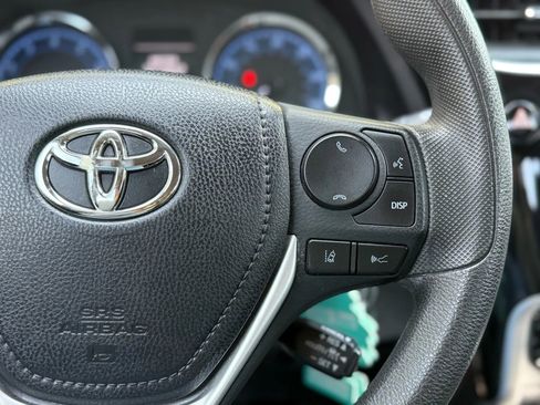 Used 2019 Toyota Corolla LE FWD image 24