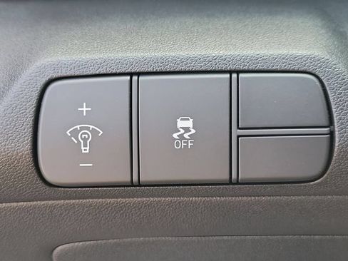 New 2026 Hyundai Elantra SEL Sport FWD image 18