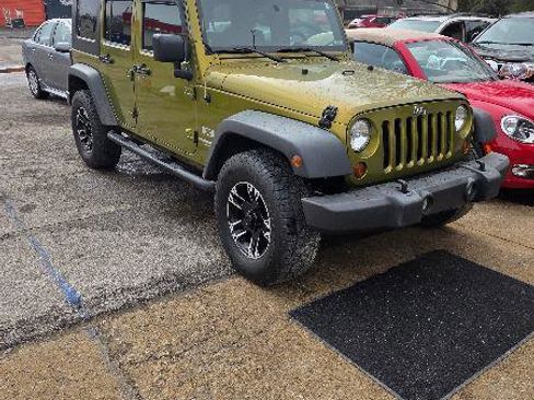 Used 2008 Jeep Wrangler Unlimited X image 2