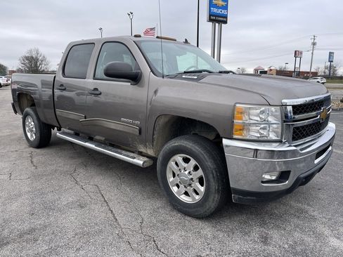 Used 2013 Chevrolet Silverado 2500 LT w/ Interior Plus Package image 3