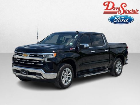 Used 2024 Chevrolet Silverado 1500 LTZ AWD/4WD image 1