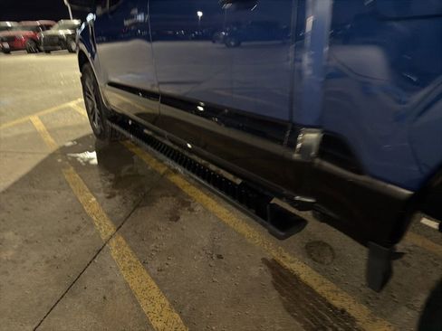 Used 2023 Ford F150 XLT w/ Equipment Group 302A High image 12