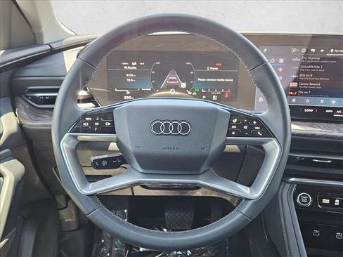 Certified 2025 Audi Q5 Premium w/ Convenience Package AWD/4WD image 14