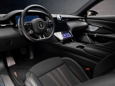 Used 2024 Maserati GranTurismo Folgore AWD/4WD image 2