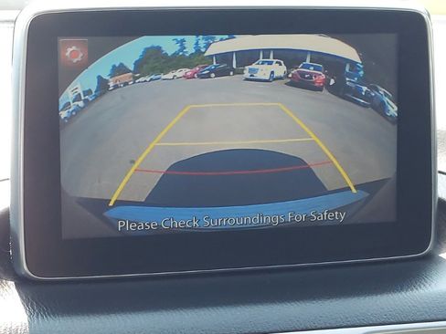 Used 2016 MAZDA MAZDA3 i Sport FWD image 13