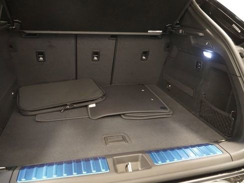 New 2026 Porsche Macan 4 Electric image 9