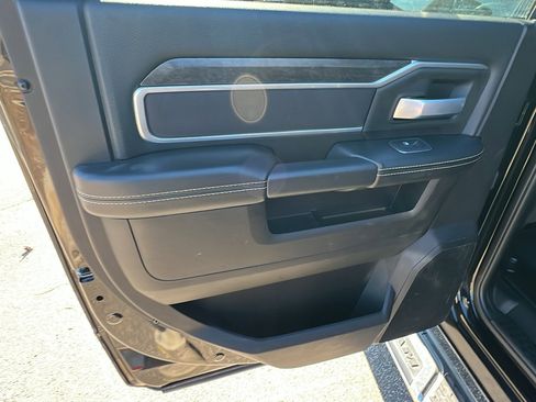 Used 2024 RAM 2500 Big Horn w/ Bed Utility Group image 22