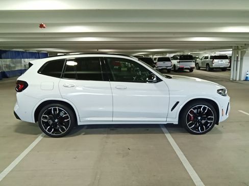 Certified 2023 BMW X3 M40i image 5