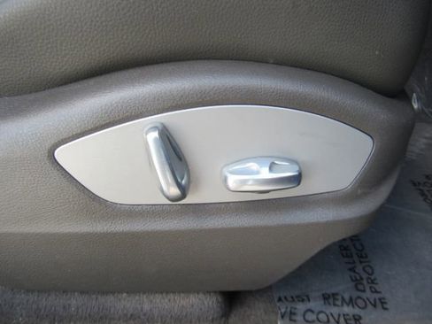 Used 2018 Porsche Macan image 21