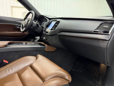 Used 2021 Volvo XC90 T6 Inscription AWD/4WD image 14