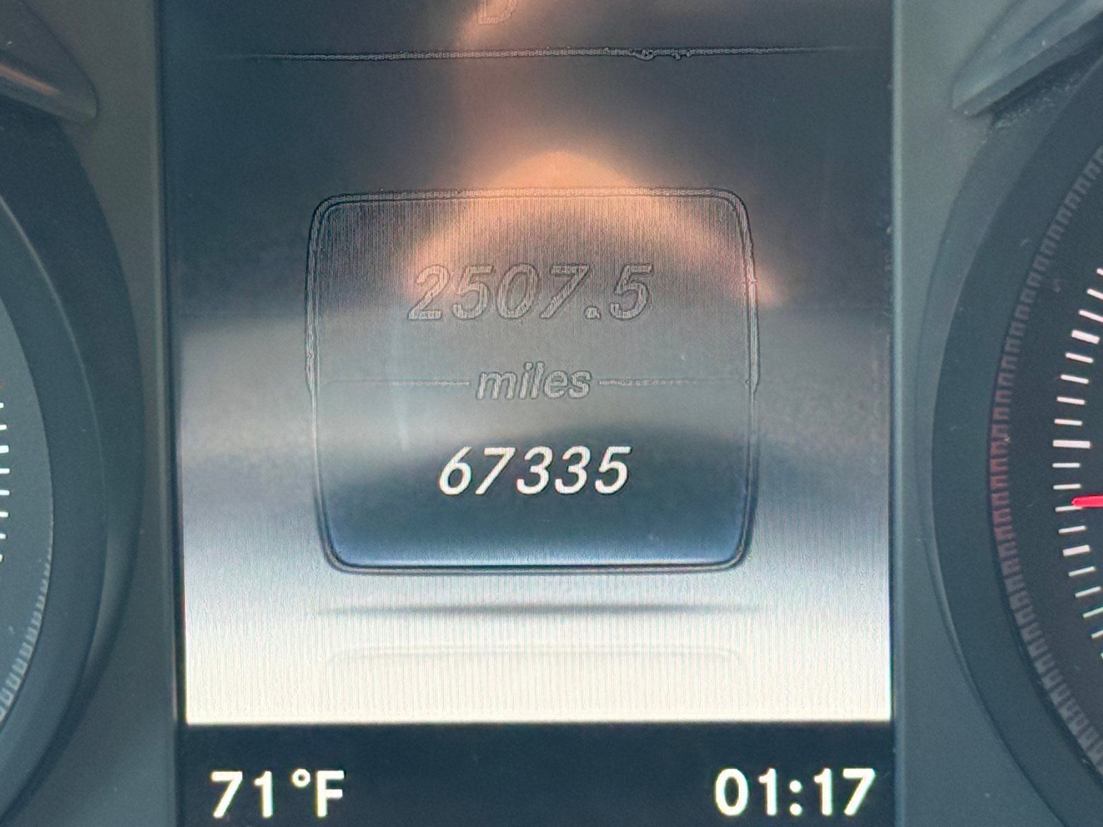 Used 2019 Mercedes-Benz GLC 300 4MATIC image 11