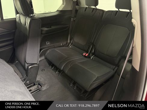 Used 2023 Jeep Grand Cherokee L Laredo AWD/4WD image 35