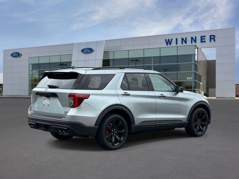 Used 2023 Ford Explorer ST w/ Equipment Group 401A AWD/4WD image 4