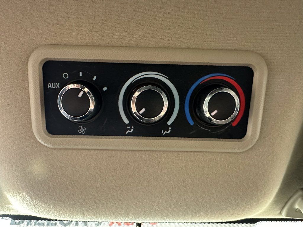 Used 2015 Chevrolet Express 3500 LT w/ LT Preferred Equipment Group RWD image 23