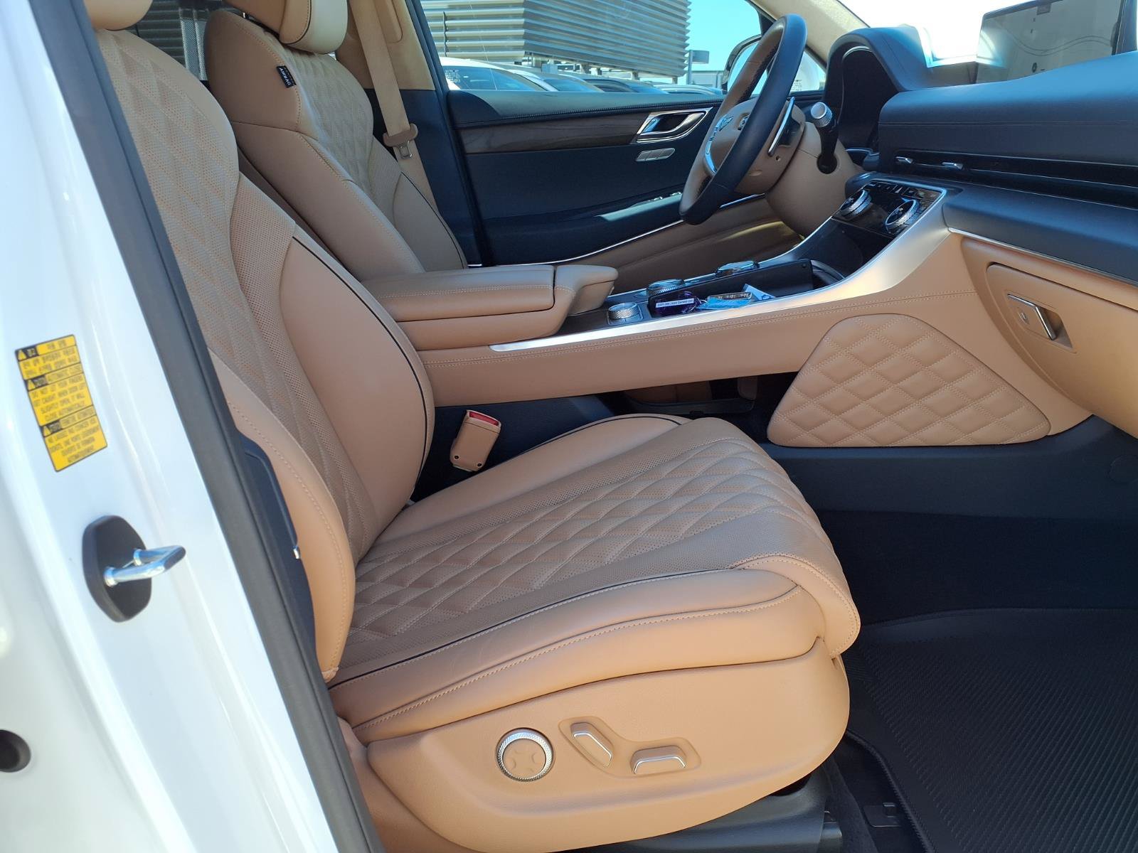 Used 2024 Genesis GV80 3.5T w/ Prestige Package AWD/4WD image 10