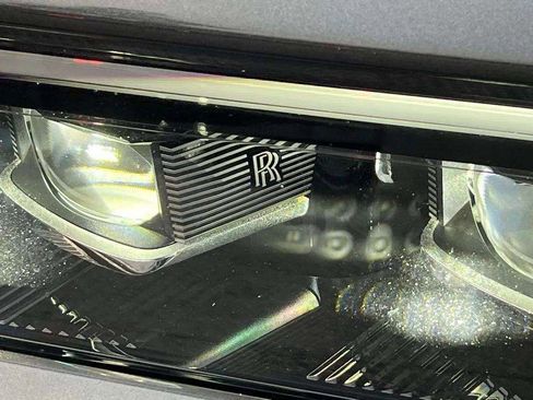 Used 2025 Rolls-Royce Cullinan Black Badge AWD/4WD image 22