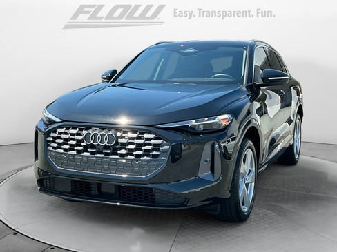 Certified 2025 Audi Q5 Premium w/ Premium Plus AWD/4WD image 4