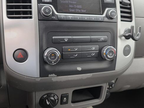 Used 2017 Nissan Frontier SV AWD/4WD image 12
