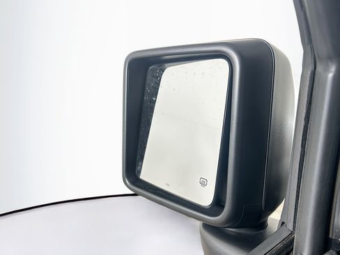 Used 2023 Jeep Wrangler Unlimited w/ Sun & Screen Package AWD/4WD image 16