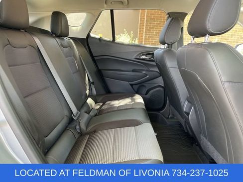 Used 2024 Chevrolet Trax LT w/ Driver Confidence Package FWD image 25