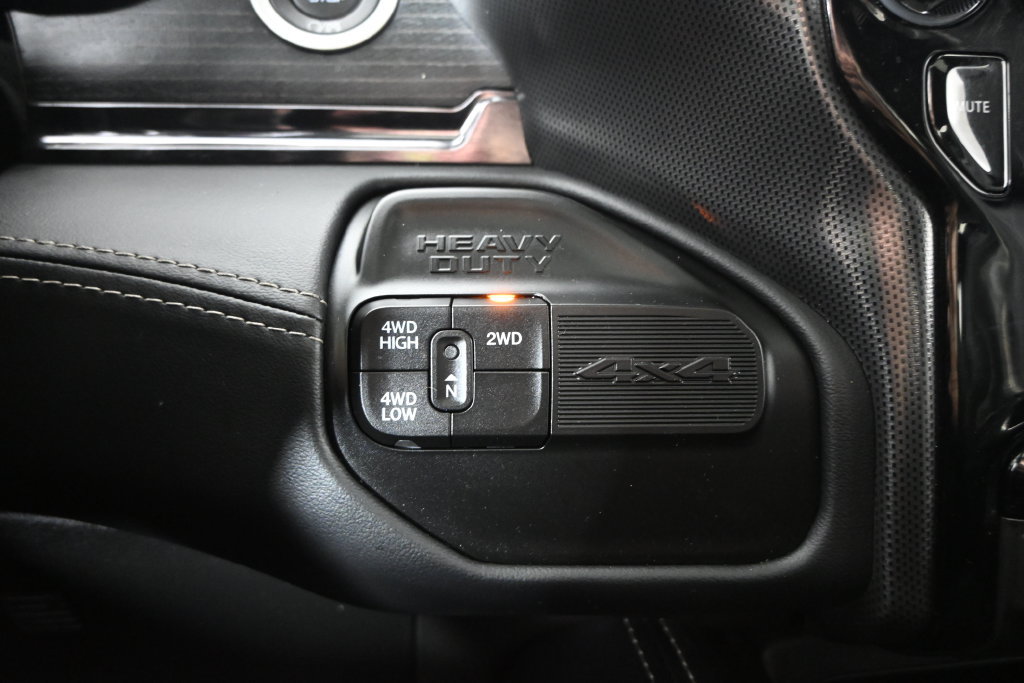 Used 2023 RAM 3500 Limited AWD/4WD image 31