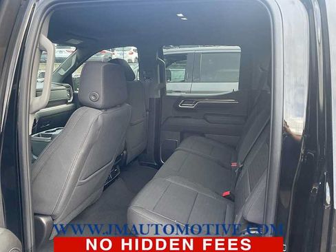Used 2024 Chevrolet Silverado 1500 LT AWD/4WD image 3