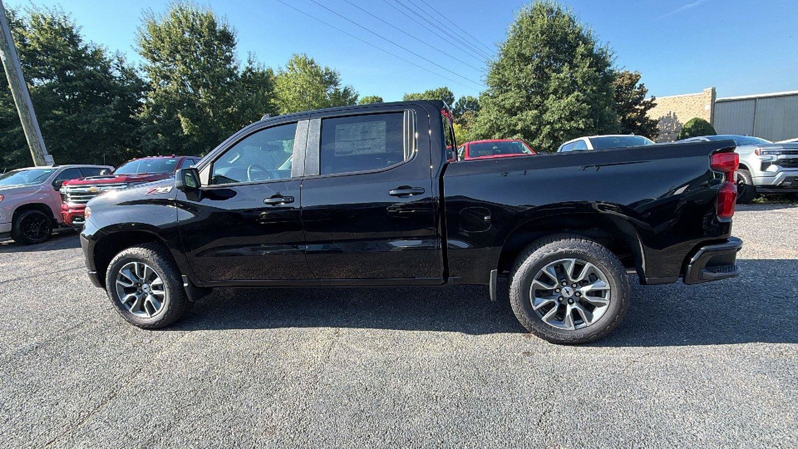 New 2026 Chevrolet Silverado 1500 RST w/ RST All Star Premium Package AWD/4WD image 8