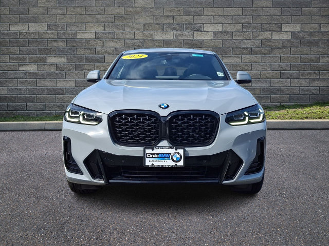 Used 2024 BMW X4 xDrive30i w/ M Sport Package AWD/4WD image 2