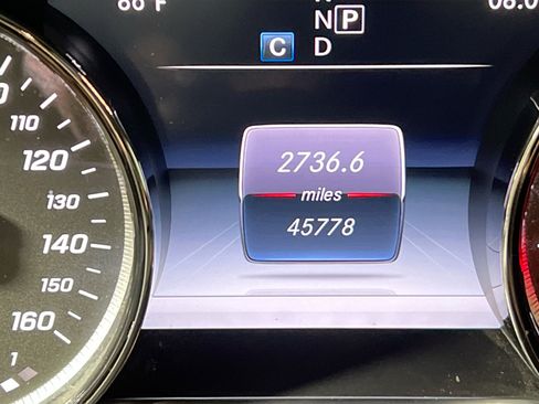 Used 2019 Mercedes-Benz E 300 image 21