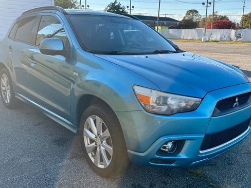 Used 2012 Mitsubishi Outlander Sport SE image 3