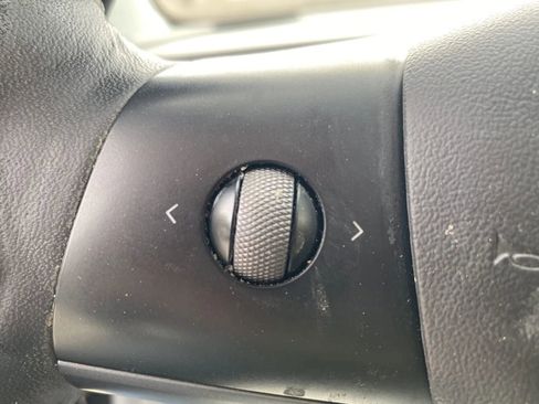 Used 2021 Tesla Model 3 Standard Range Plus image 18