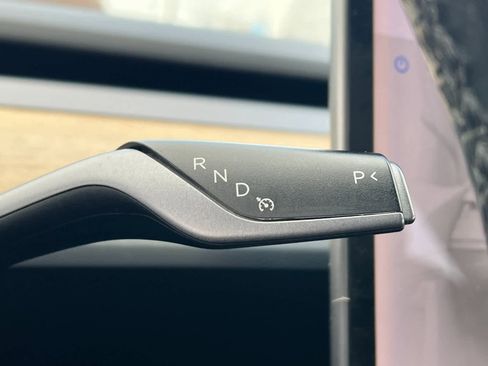 Used 2018 Tesla Model 3 Long Range image 22