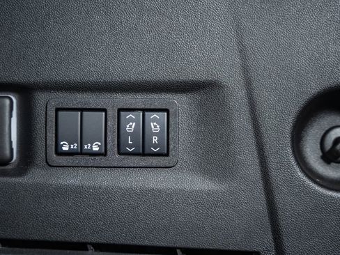 New 2025 Chevrolet Suburban Premier w/ Sun And Tow Package image 11