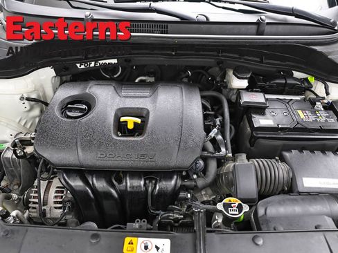 Used 2024 Kia Soul LX w/ Option Group 015 FWD image 7