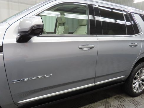 Used 2024 GMC Yukon Denali image 48